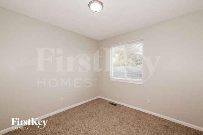 Building Photo - 9318 Kingsboro Cir