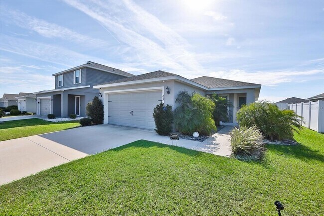 Building Photo - 252 Cascara Ln