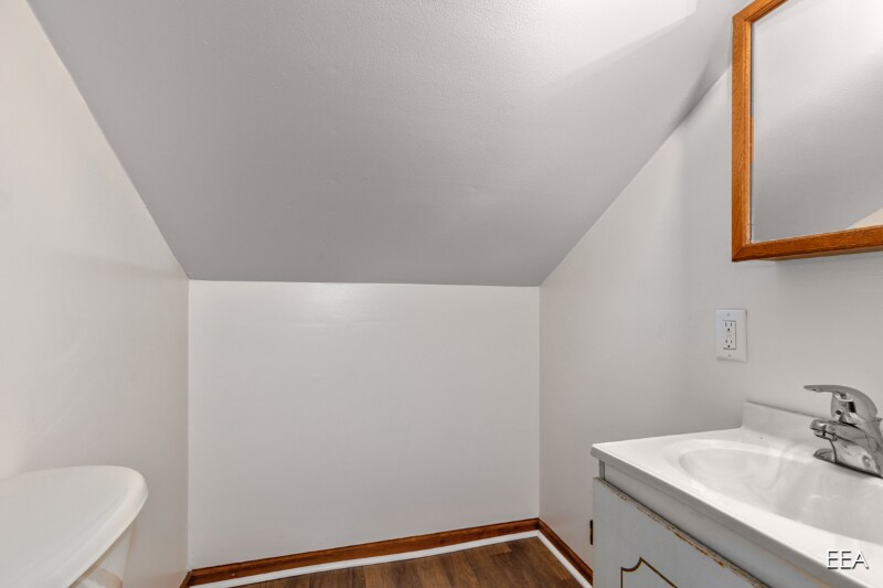 Building Photo - 355 Chestnut