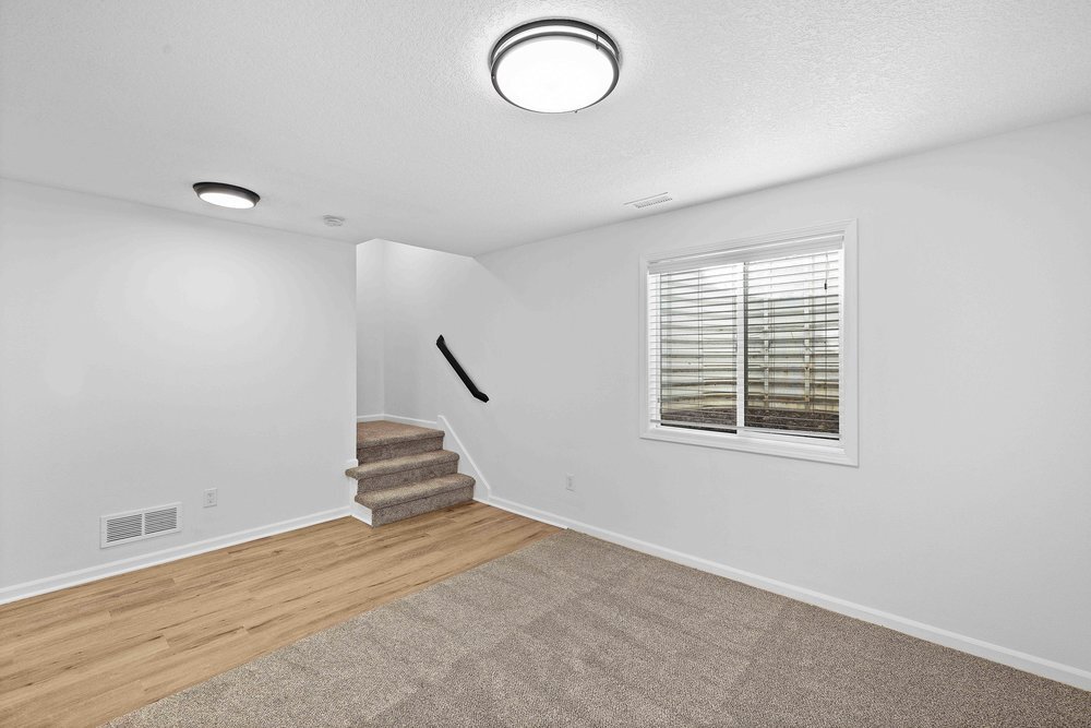 Building Photo - 207 SE Booth Ave