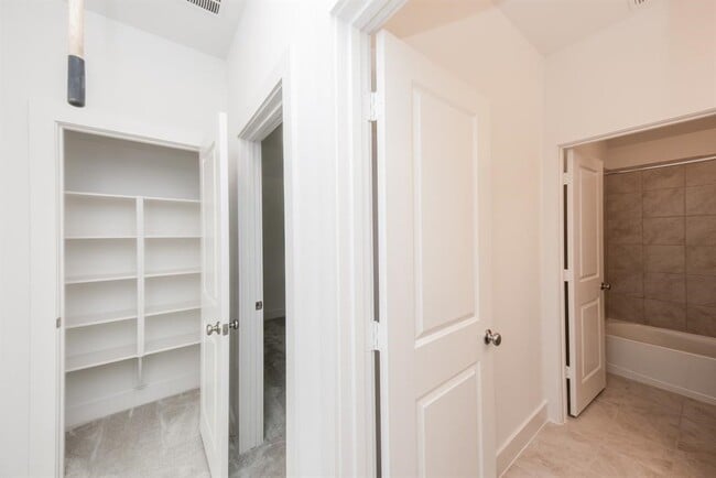 Building Photo - 31815 Pecan Mdw Ln