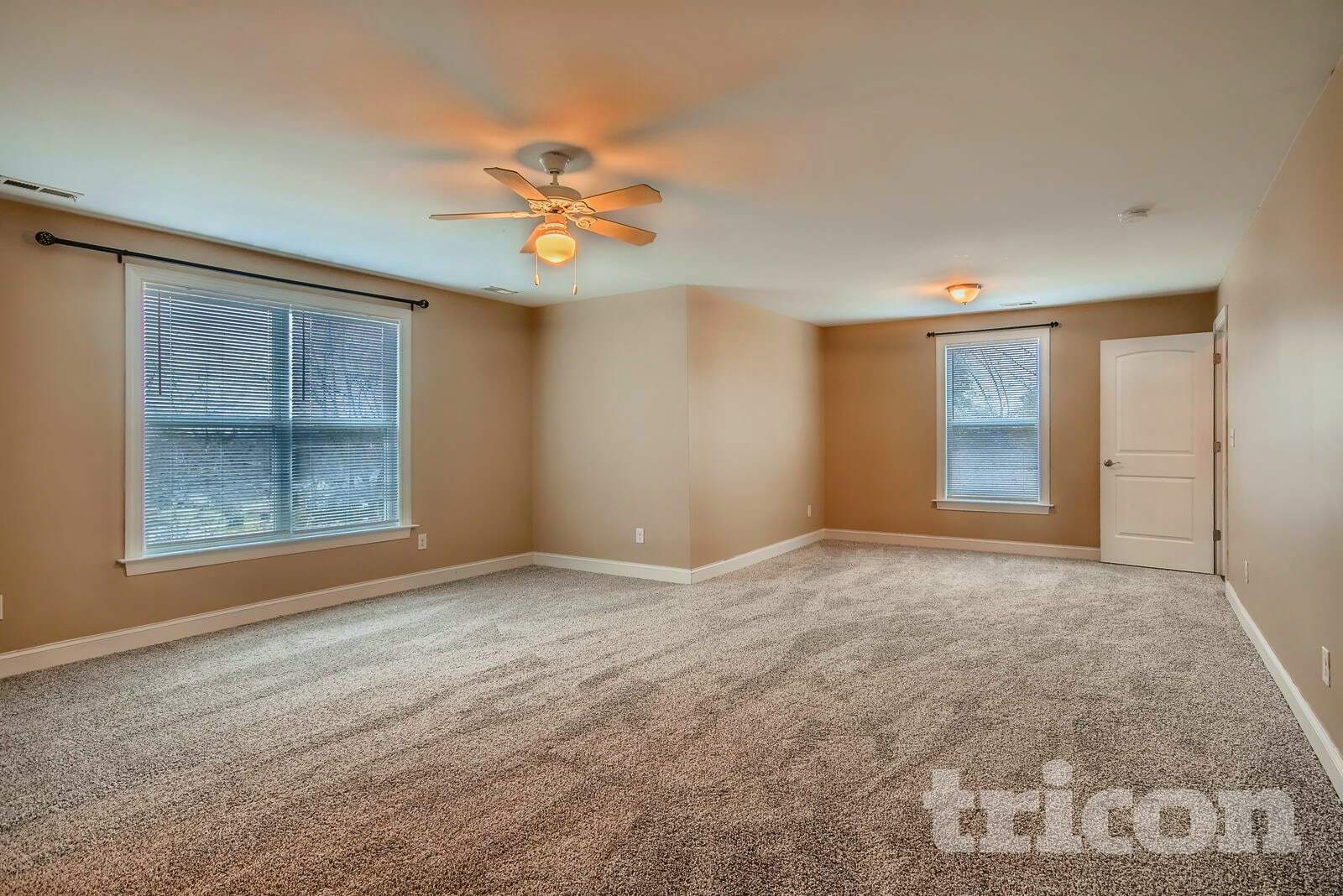 Building Photo - 247 Young Ave SW