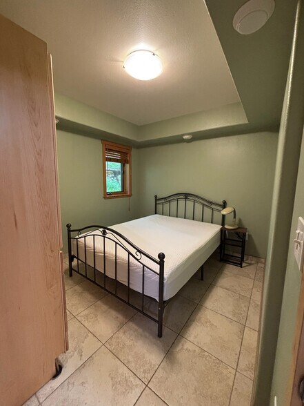 Bedroom - 108 Wilderness Dr