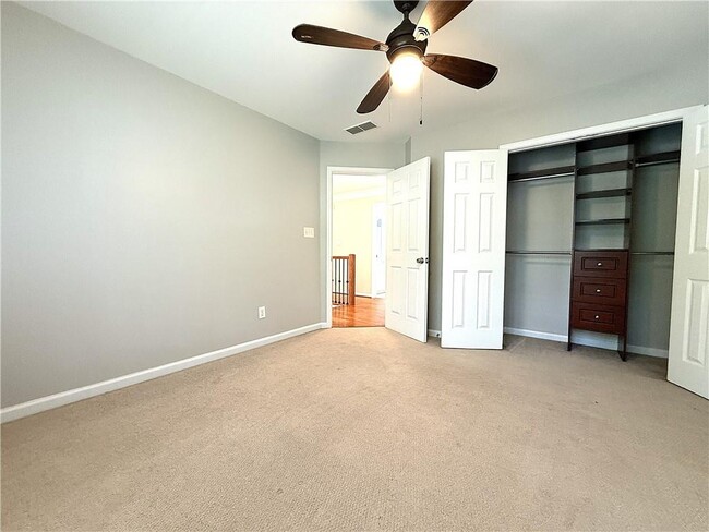 Building Photo - 1310 Rosewood Dr