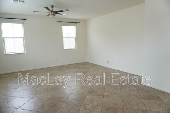 Building Photo - 3263 S Miller Dr