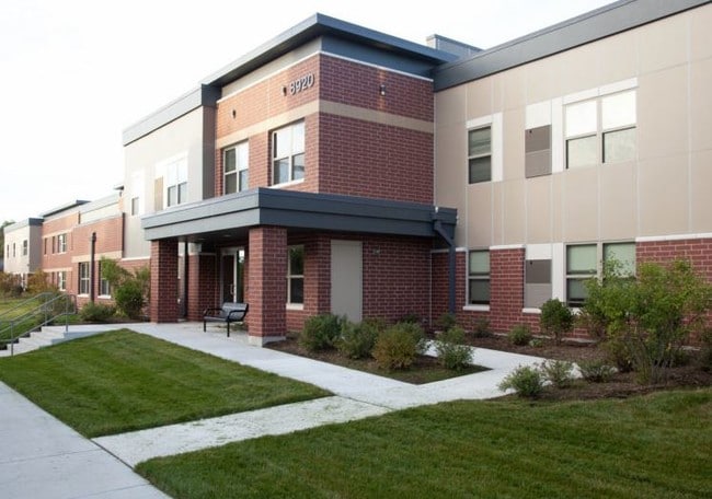 Exterior - Brainerd Park Apartments