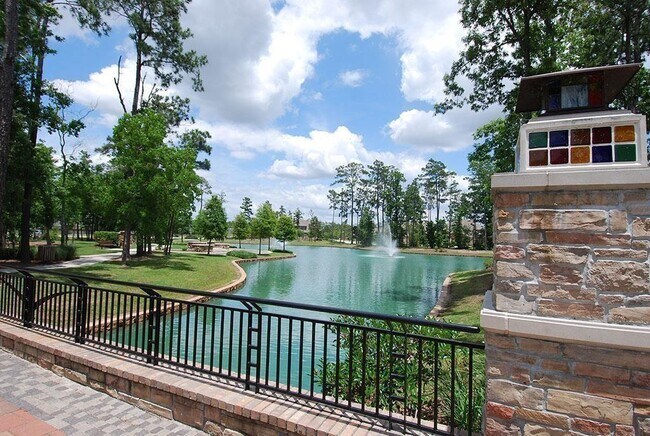 Building Photo - 12438 Tyler Springs Ln