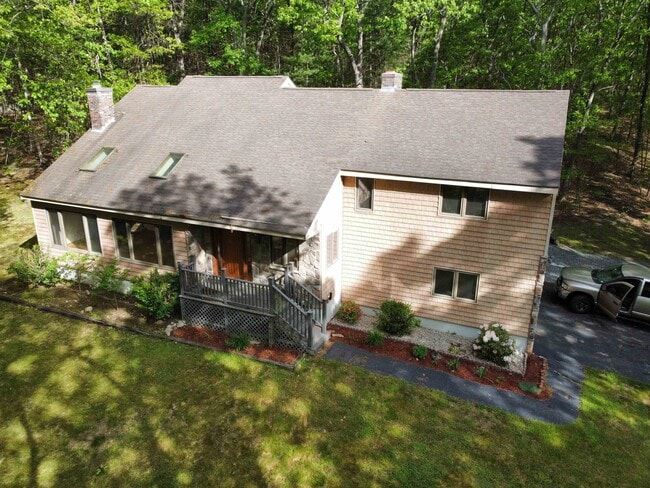 Building Photo - 200 Range Rd