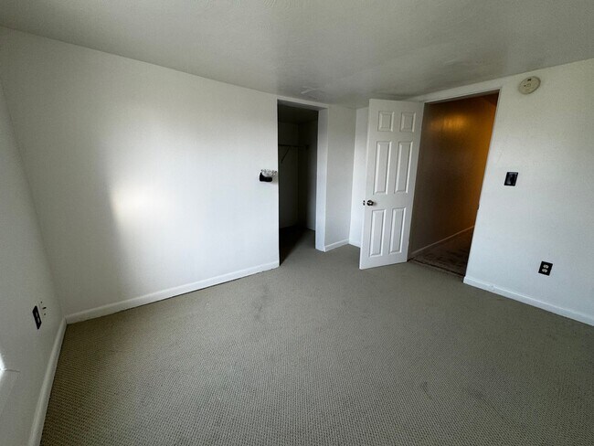 Building Photo - 1254 Willow St