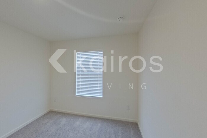 Building Photo - 187 Lochwolde Dr