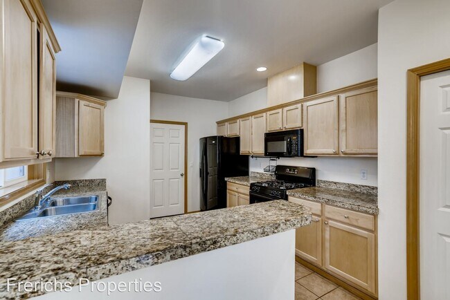 Building Photo - 3 br, 2.5 bath House - 18965 108th LN SE
