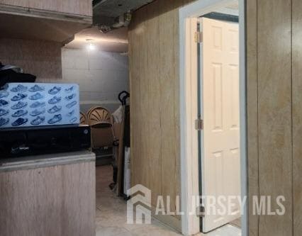 Building Photo - 1925 Verona Ave