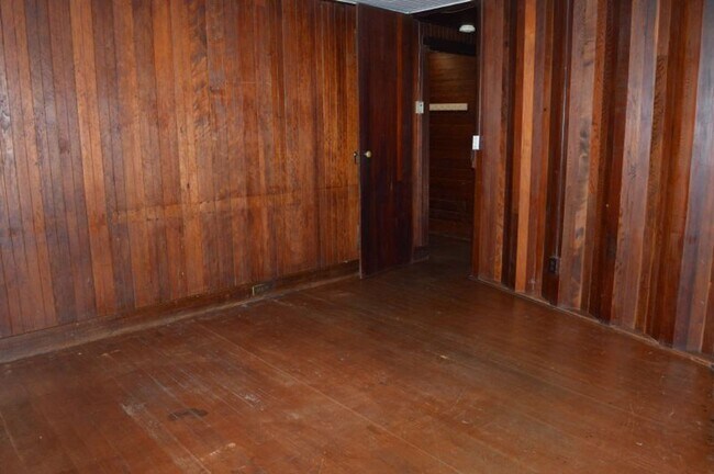 Building Photo - SanCarlos141