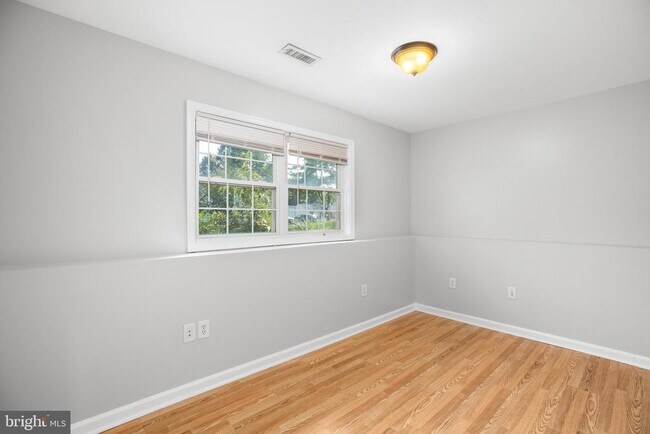 Building Photo - 7303 Sunset Ridge Ct