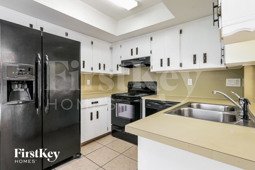 Building Photo - 196 Durrell Cir