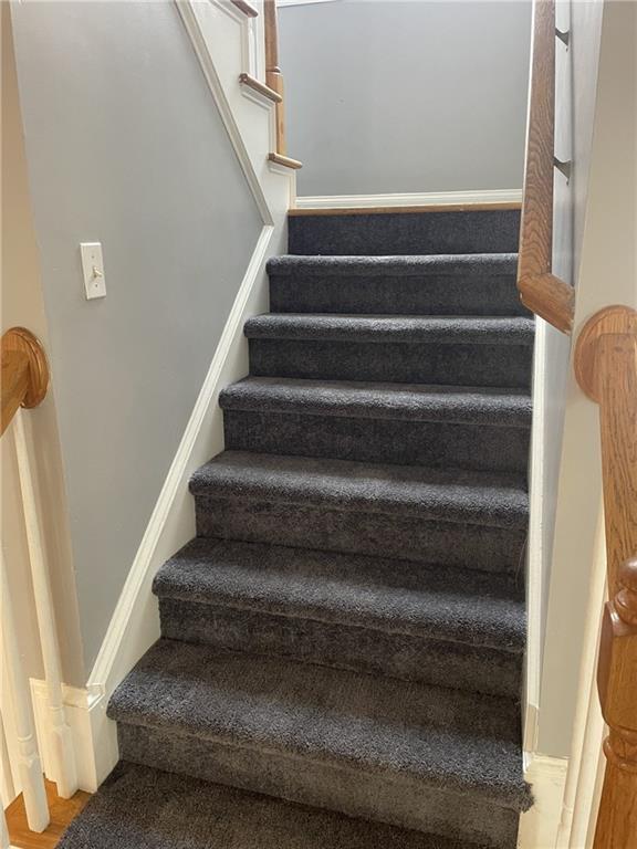 Building Photo - 15 Ollie St NW