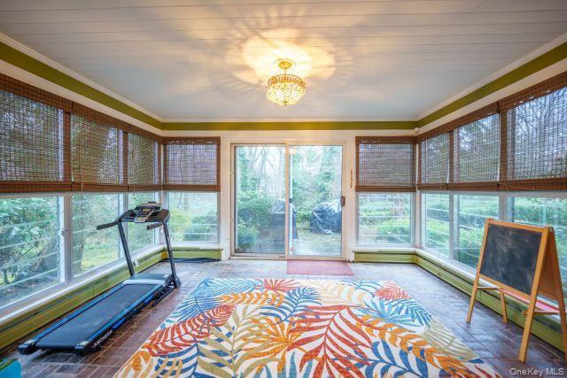 Building Photo - 10 Hidden Pond