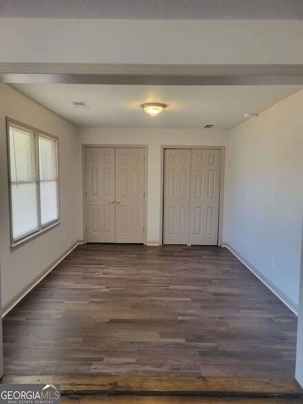 Building Photo - 1063 Pleasant Hill Rd