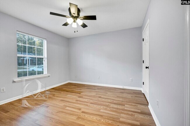 Building Photo - 116 Waverly Point Dr