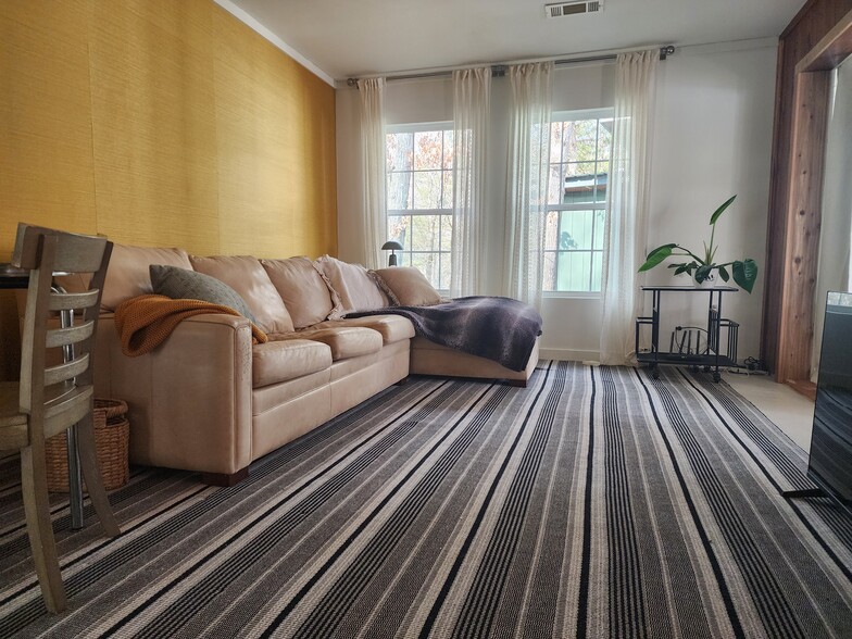 Building Photo - 160 County Road 5054