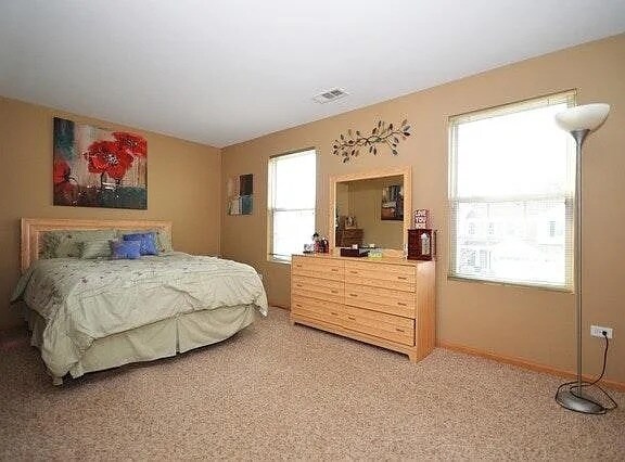 Building Photo - 2506 Oak Tree Ln