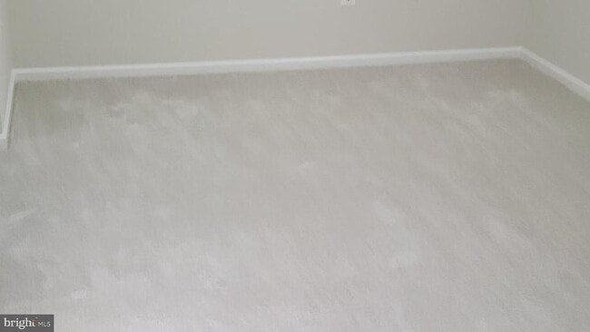 Building Photo - 2055 Pilgrim Dr