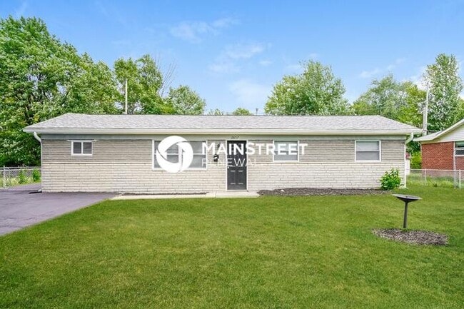 Primary Photo - 4 Bedroom Pet-Friendly Home in INDIANAPOLI...