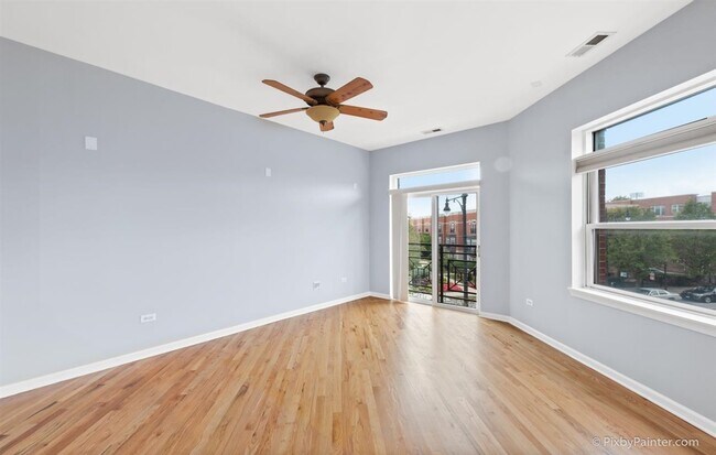 Building Photo - 757 W 14th St