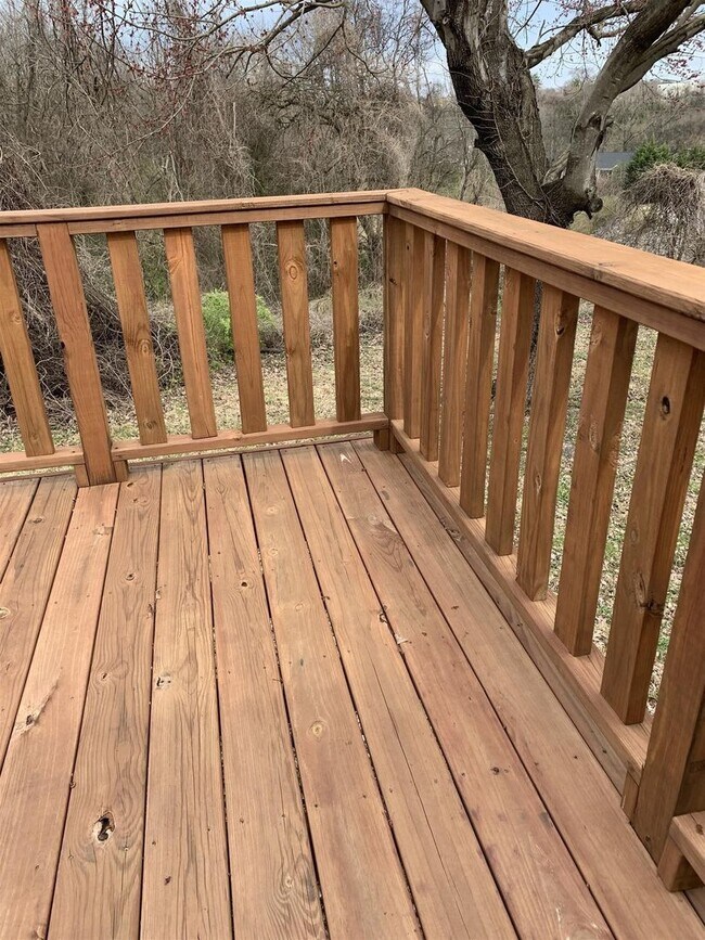 Building Photo - Cute home on quiet street