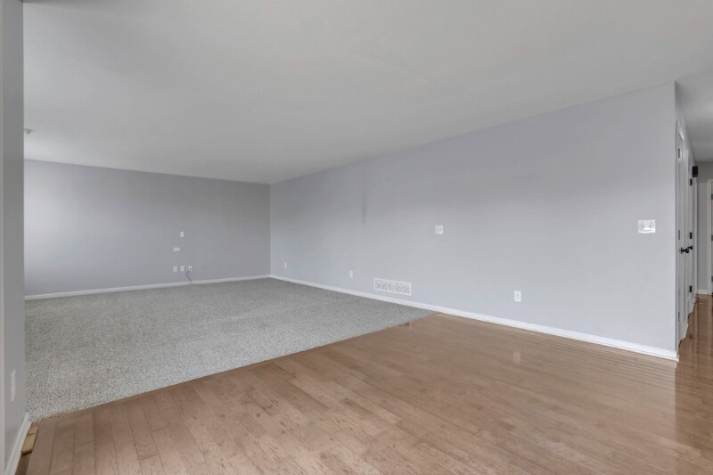 Building Photo - 1701 Marigold St