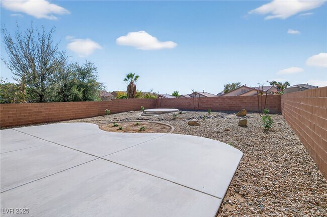 Building Photo - 2313 Scissortail Ct