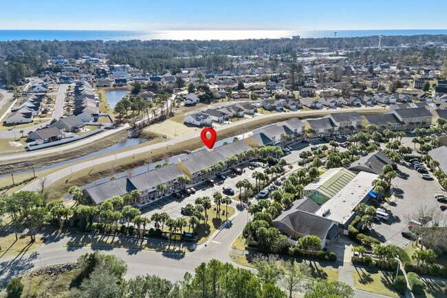 Building Photo - Seasonal Rental Available 9/11/2025-3/31/2...