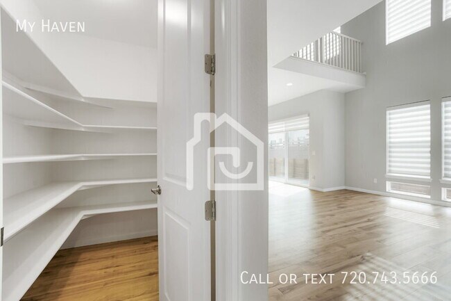 Building Photo - 10599 Oncilla Ln