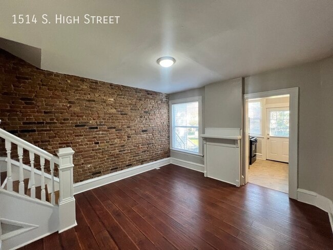Building Photo - 1514 S High St