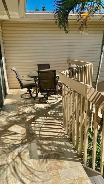 Building Photo - 602 Executive Center Dr