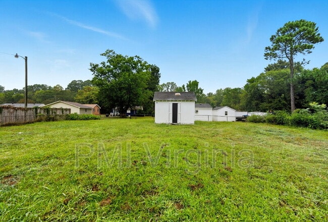 Building Photo - 2226 Florida Ave