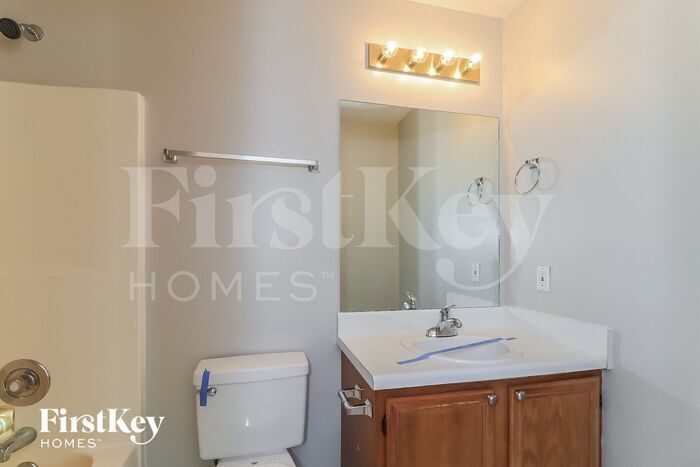 Building Photo - 3138 Evonshire Ln
