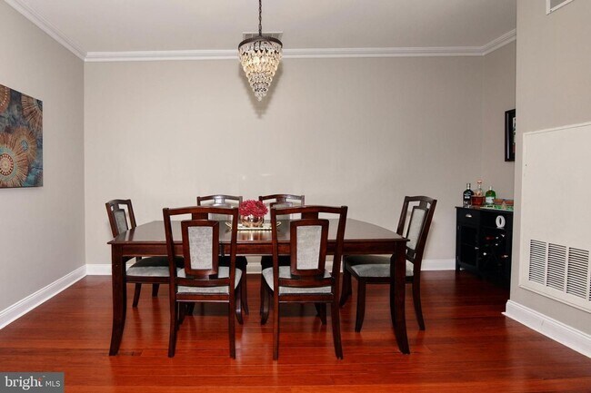 Building Photo - M Property Services