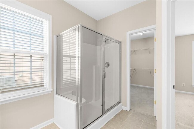 Building Photo - 315 Dexter Dr