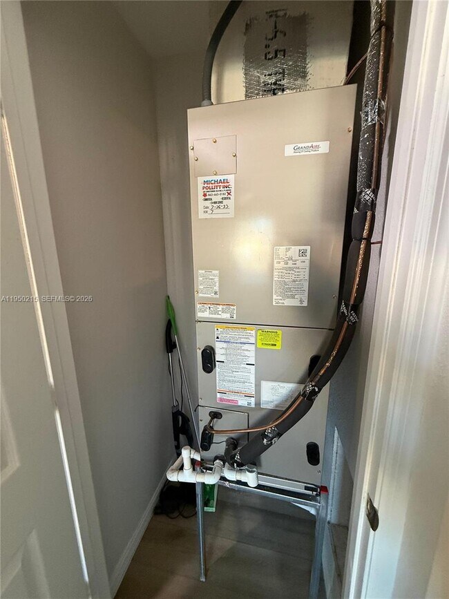 Building Photo - 4103 Loretto Ave