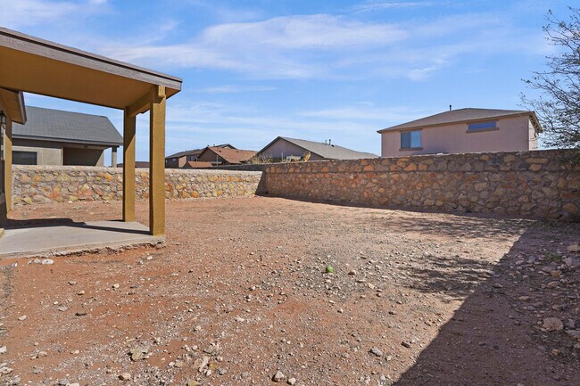 Building Photo - 14656 Friesian Trail