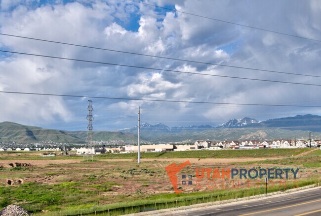 Building Photo - 11763 Currant Dr