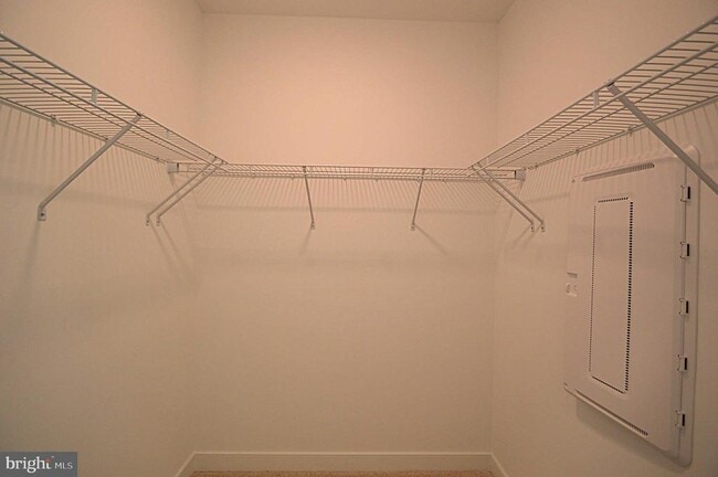 Building Photo - 21731 Dovekie Ter