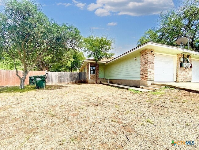 Building Photo - 106 Hughson Ct