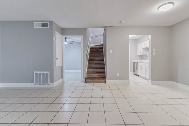 Building Photo - 12611 Ashford Meadow Dr