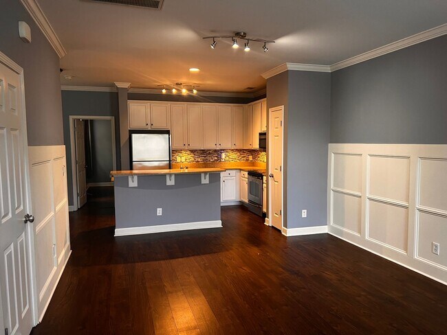 Building Photo - Now Available! Luxury three-bedroom townhome in St. James Square in Myrtle Beach.
