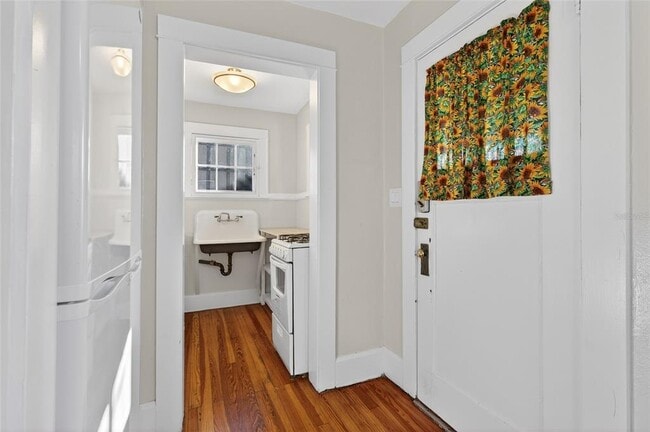 Building Photo - 2905 14th St N