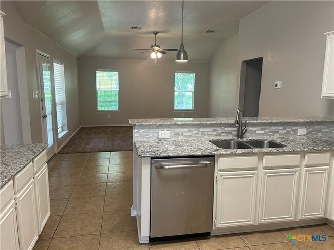 Building Photo - 2108 Grizzly Trail