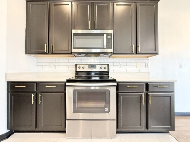 Building Photo - 4978 White Sanderling Ct