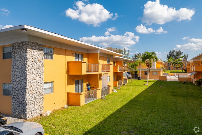 Building Photo - North Hill Apartments